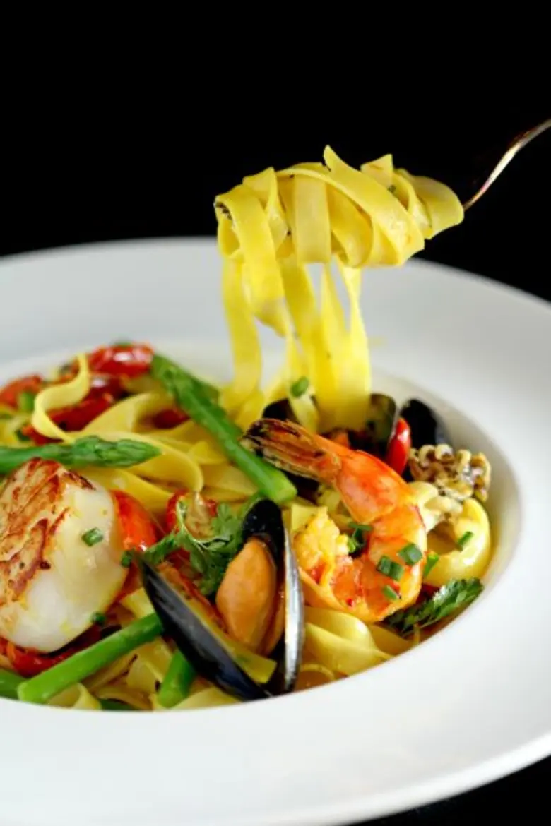 ตั้งแต่วันนี้เป็นต้นไป ตั้งแต่เวลา 18.00 ...