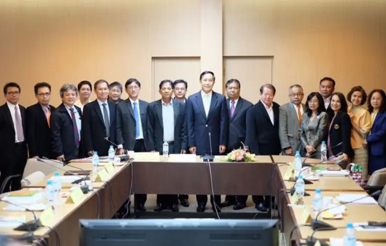 พลเอกฉัตรเฉลิม เฉลิมสุข ประธานกรรมการการย...