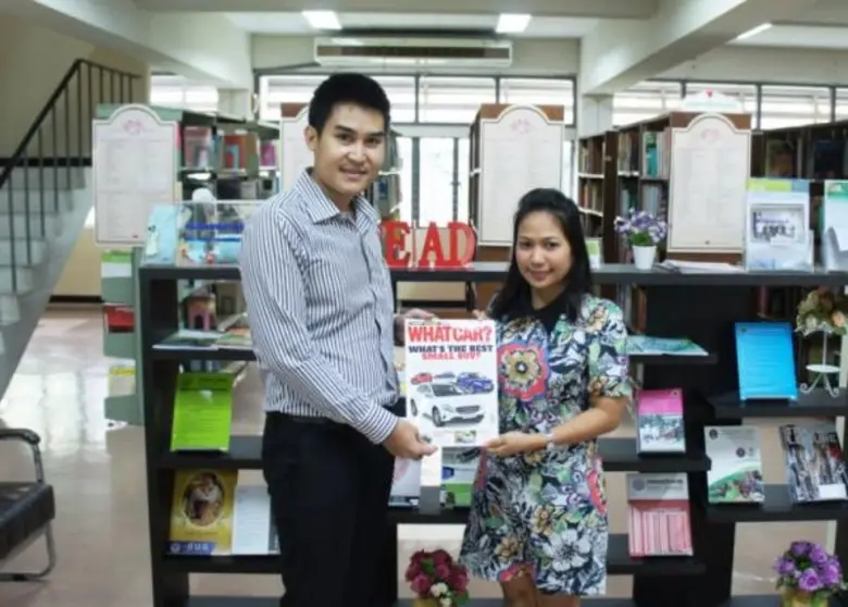 คุณประกาศิต ปริญญาชัยศักดิ์ ประธานกรรมการ...