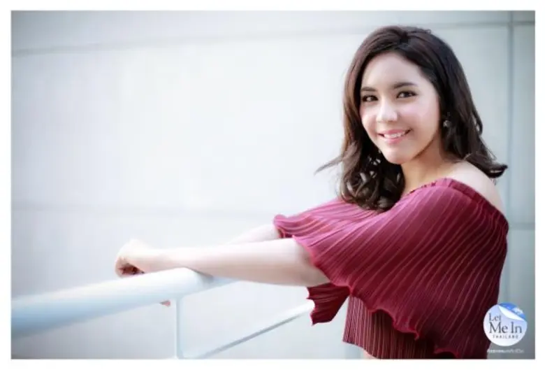 ทีวีไกด์: รายการ “Let Me In Thailand ศัลยกรรม พลิกชีวิต” หลิน วงศ์ตะวัน Let Me in Thailand คนแรก พลิกชีวิตจาก “แก้วหน้าม้า”เป็น “นางฟ้า”ชั่วข้ามคืน!!