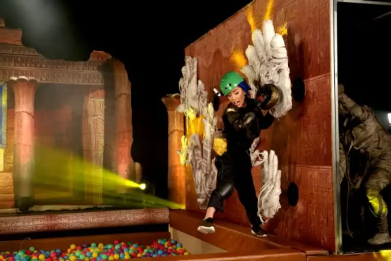 Gossip News: อึ้ง ทึ้ง เหวอ กิ๊ฟซ่า ในคราบอัศวินผู้ช่วย