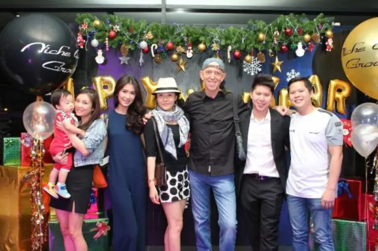 นิชคาร์กรุ๊ป รวมพลลูกค้าซุปเปอร์คาร์หรู จัดงานเลี้ยงปีใหม่ชื่นมื่น