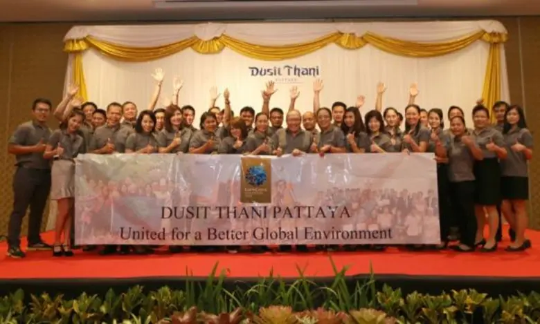 โรงแรมดุสิตธานี พัทยา นำโดยคุณชัชวาล ศุภช...