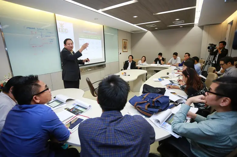 “ไออีซี” โหมตลาดพลังงานทดแทน ขยายโรงไฟฟ้าพลังจากงานขยะ หวังโกยรายได้ปี 59 ประมาณ 1,700 ล้านบาท