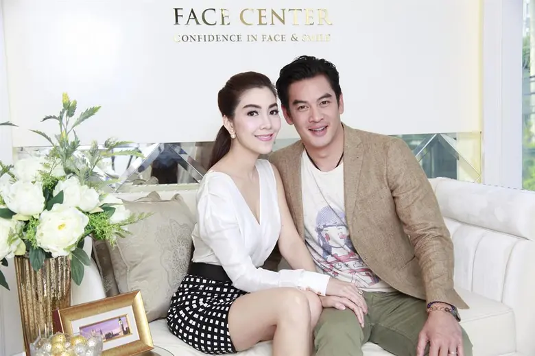 หลังจากควงไปสวีทหวานแหววที่ต่างแดนพอกลับม...