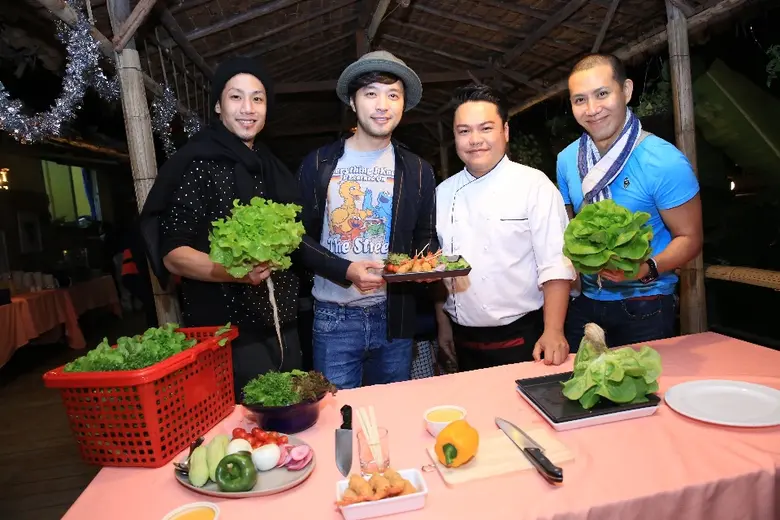 เบล สุพล ม่วนใจ๋ขนาด  นำทีมพิชิตกิ่วแม่ปาน ชมกุหลาบพันปี!