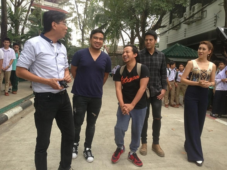 ที่นี่หมอชิตวันอาทิตย์นี้ พิธีกรพี่ดู๋ แล...