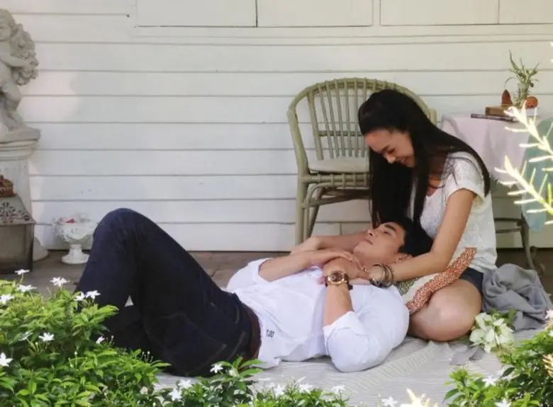 ทีวีไกด์: เรื่องย่อตอนละคร ดอกไม้ใต้เมฆ ออกอากาศวันที่ 22-24 มกราคม เวลา 20.20 น. ช่อง 3