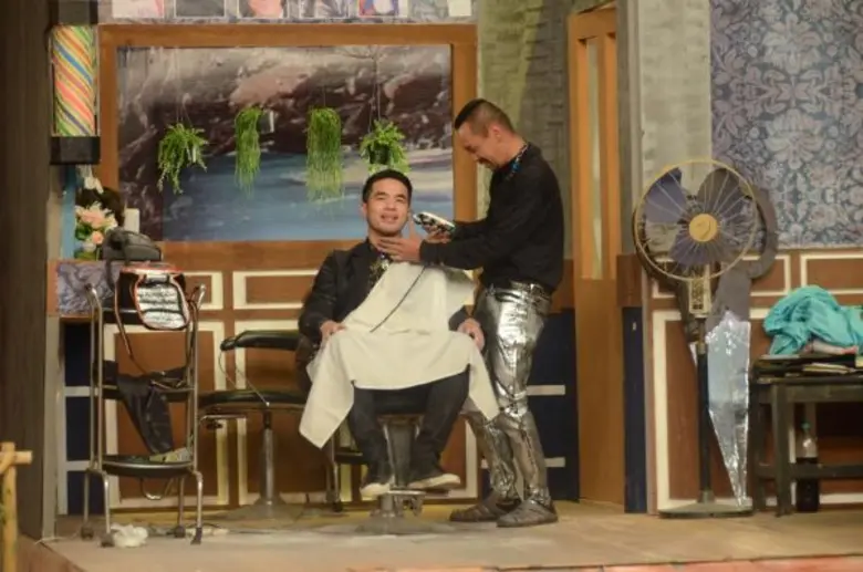 ทีวีไกด์: รายการ “ชิงร้อยชิงล้าน ว้าวว้าวว้าว” ว่าน เสียวหู เจอเท่งจับตัดผมกลางรายการ ชิงร้อยฯ