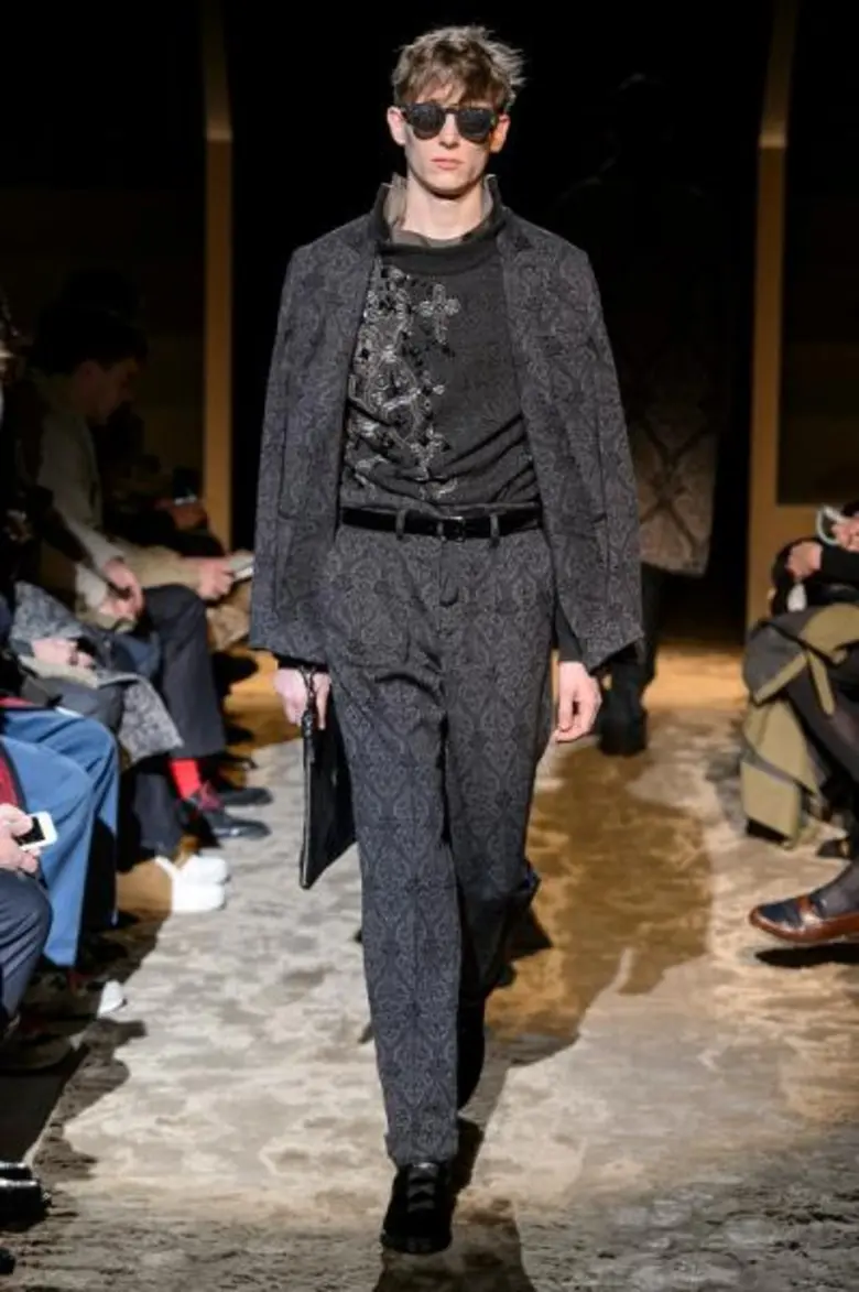 แอร์เมเนจิลโด้ เซนญ่า แบรนด์เครื่องแต่งกา...