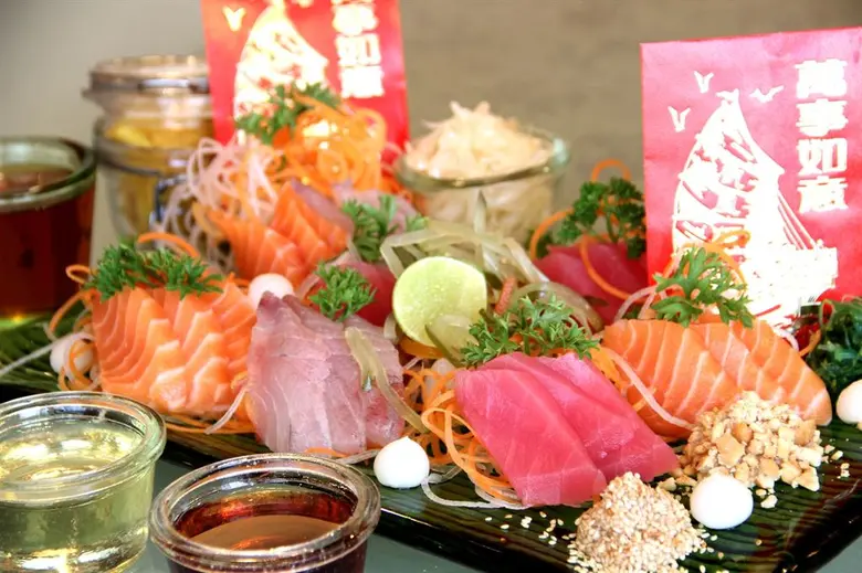 ฉลองตรุษจีนโชคดีปีลิง ณ หล่งฟ่ง