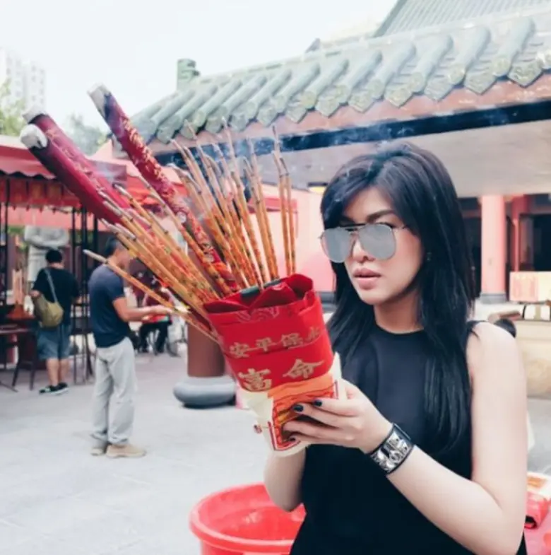 “ ฝ้าย แอมฟายน์ ” สายเล่นของ โร่ทำบุญ-เปลี่ยนชีวิตใหม่รับปีลิง