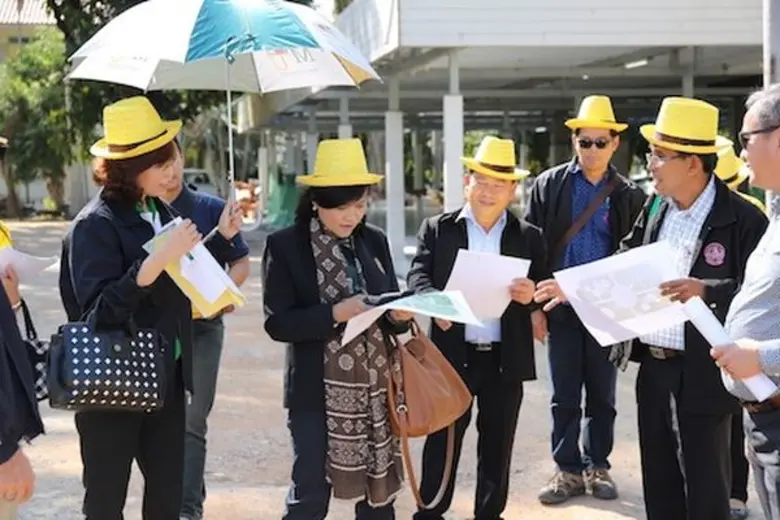 ผู้ตรวจราชการกระทรวงเกษตรและสหกรณ์ 15 (ภาคเหนือ) พร้อมด้วยคณะผู้บริหารมหาวิทยาลัยแม่โจ้ และกระทรวงเกษตรฯ ลงพื้นที่เตรียมความพร้อม การจัดเตรียมงานวันเกษตรแห่งชาติ2559 ณ มหาวิทยาลัยแม่โจ้