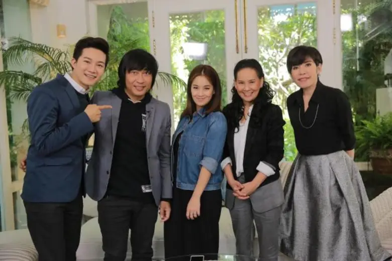 ทีวีไกด์: รายการ “คลับ ฟรายเดย์ โชว์ Base On Celeb Story” “เปิ้ล-นาคร” ควงภรรยาสุดเลิฟ “จูน-กษมา” เปิดใจทำไม 14 ปีรักยังหวาน