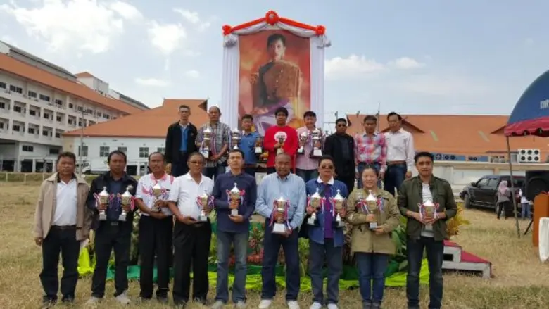 เมื่อเช้าวันอาทิตย์ที่ 24 มกราคม 2559 คณะ...