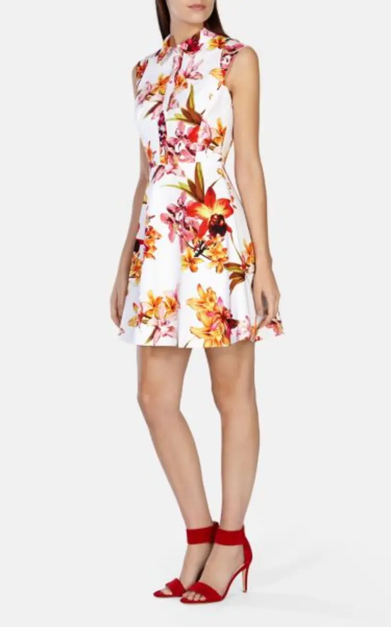 แฟชั่นชุดแดงทรงพลัง สวยเริ่ดหรู ต้อนรับตรุษจีน