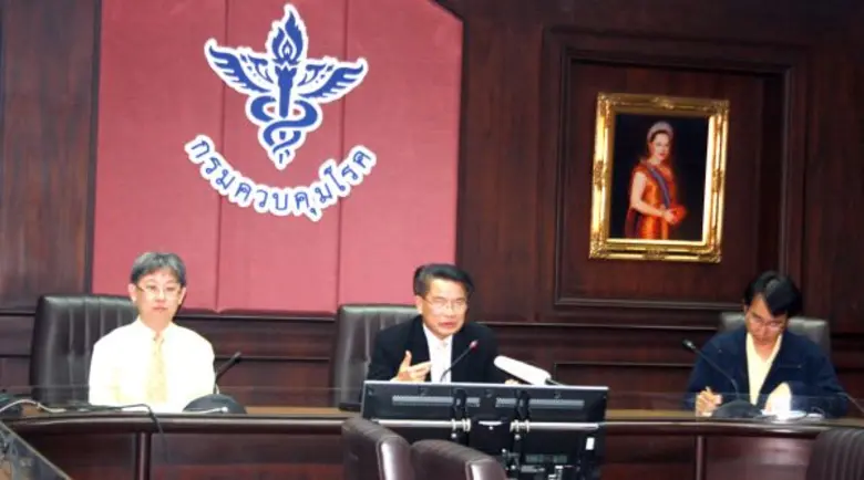 นายแพทย์อำนวย กาจีนะ อธิบดีกรมควบคุมโรค กระทรวงสาธา...