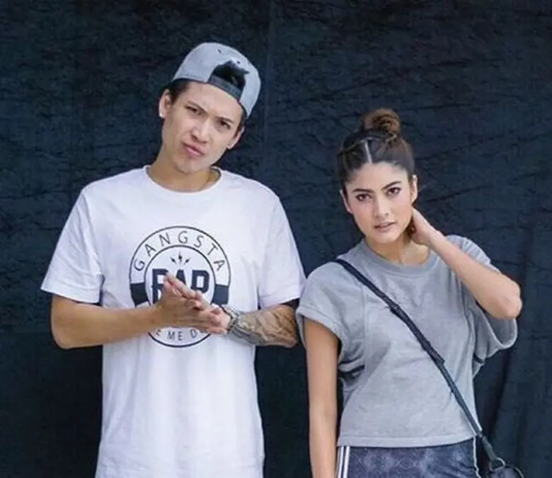 ขึ้นชื่อว่าเป็นคู่เลิฟที่ชอบตระเวนหากิจกร...