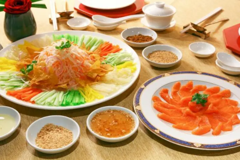 อิ่มอร่อยพร้อมรับพรกับมื้ออาหารสุดพิเศษต้...