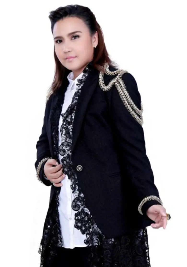 ถ้าพูดถึงศิลปินที่เป็นขวัญใจคนไทยและมีผลง...