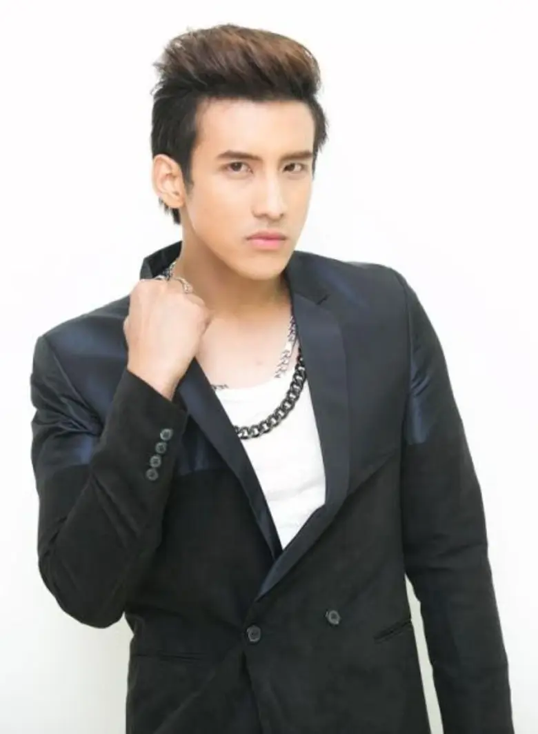 ขวัญ-เชตชวิน ถูกใจ....พลิกเล่นร้ายครั้งแรก แฟนๆ อิน บทบาทนักร้องหนุ่มแบดบอย หล่อร้าย “ดอกไม้ใต้เมฆ”