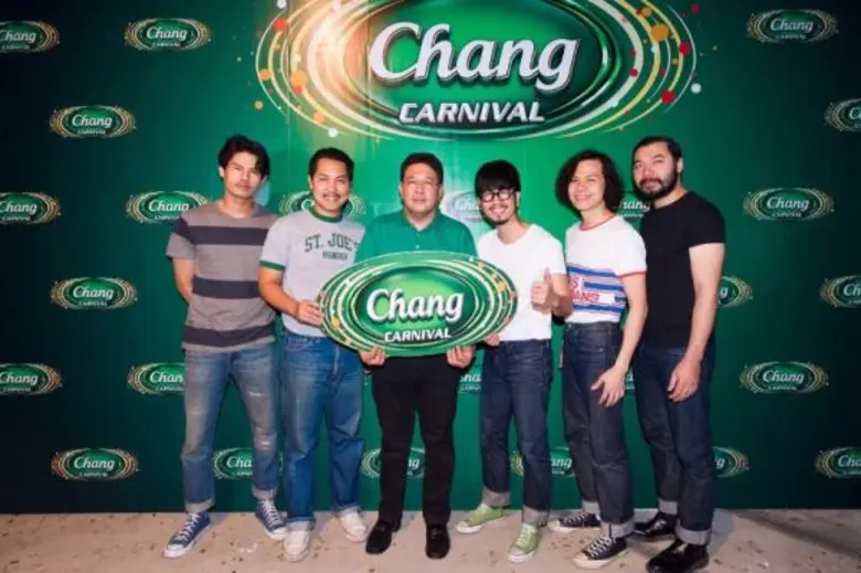 คุณ ธนภัทร พิพิธปรีชา ผจก.ภาคการขาย บริษั...