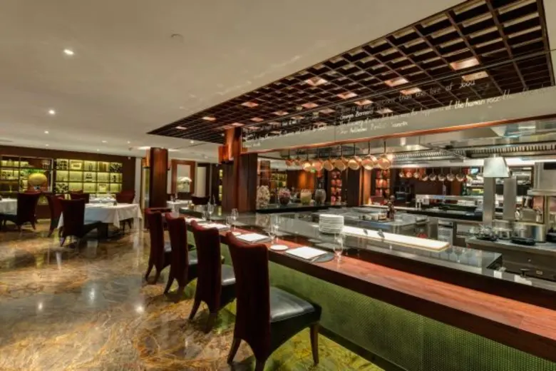 ฤดูแห่งความรัก ร่วมฉลองวันวาเลนไทน์นี้ ณ โรงแรมอินเตอร์คอนติเนนตัล กรุงเทพฯ