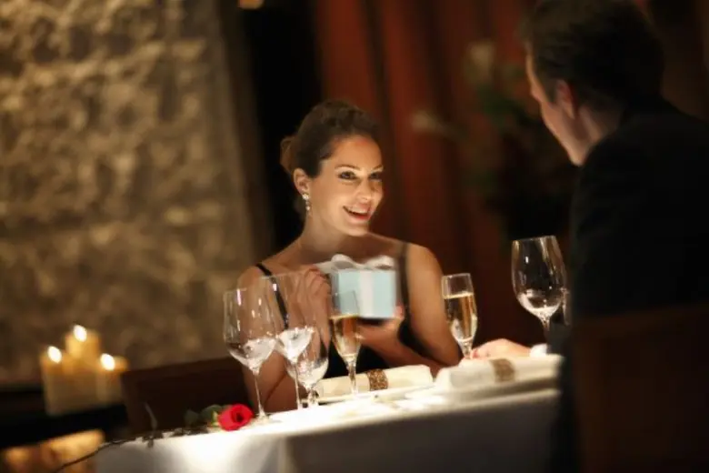 ฤดูแห่งความรัก ร่วมฉลองวันวาเลนไทน์นี้ ณ โรงแรมอินเตอร์คอนติเนนตัล กรุงเทพฯ