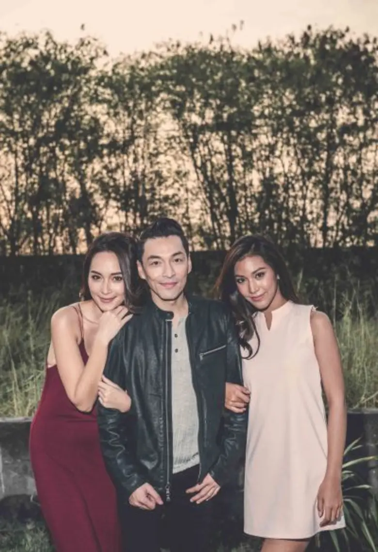 ครั้งแรกของซิงเกิ้ลสุดดราม่าจากปลายปากกาข...