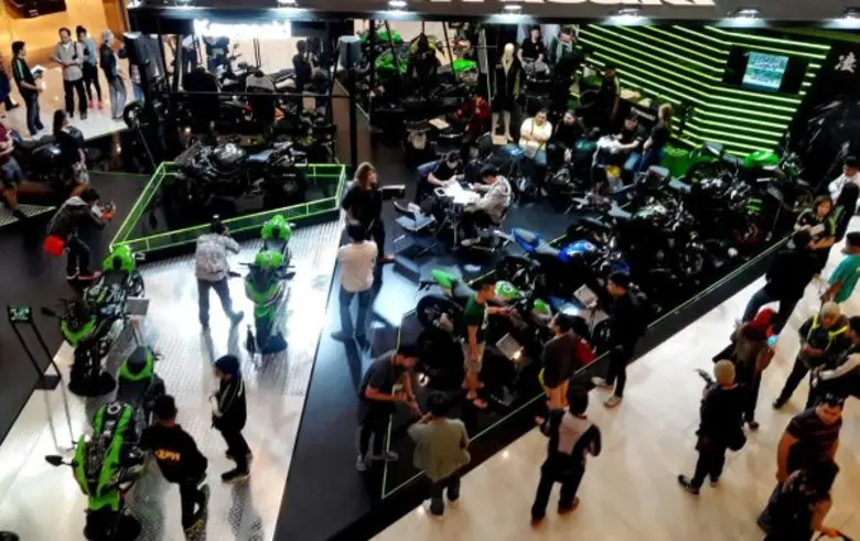 เปิดฉาก BMF2016 สุดคึก 14 ค่ายมอเตอร์ไซค์จับมือร้านอุปกรณ์ของแต่ง อัดโปรฯ แรงแห่งปี