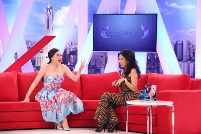 ข่าวซุบซิบ: “นุ้ย สุจิรา” ขอเพชร “เอิ๊ก พรหมพร” รับขวัญน้องรดา !!!!!