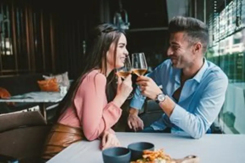 เฉลิมฉลองวันสุดโรแมนติก ณ ห้องอาหารสกาลิน...