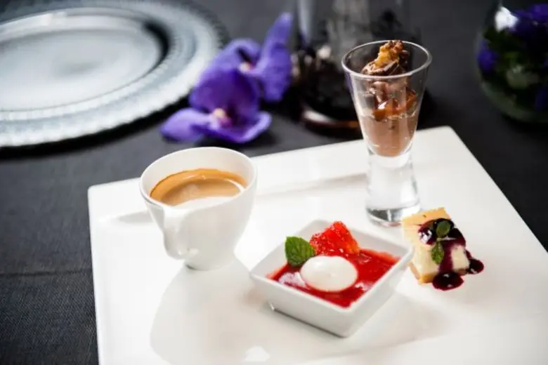 ตั้งแต่วันนี้เป็นต้นไป โฮเทล มิวส์ แบงค็อ...