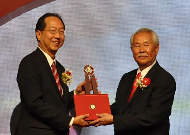 ดร.พสุ โลหารชุน อธิบดีกรมโรงงานอุตสาหกรรม...