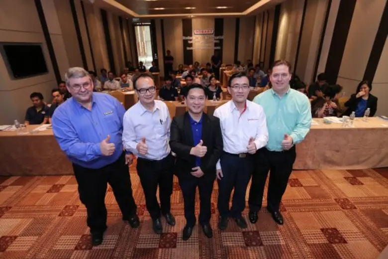 ภาพข่าว: โฮบาร์ท นำทีมผู้เชี่ยวชาญโฮบาร์ทจากอเมริกา เสริมทักษะบริการหลังการขายแก่ผู้แทนจำหน่ายอย่างมืออาชีพ