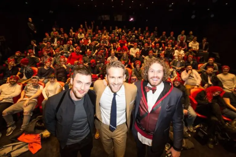 ยังคงเดินสายโปรโมทกันอยู่กับ ไรอัน เรย์โน...