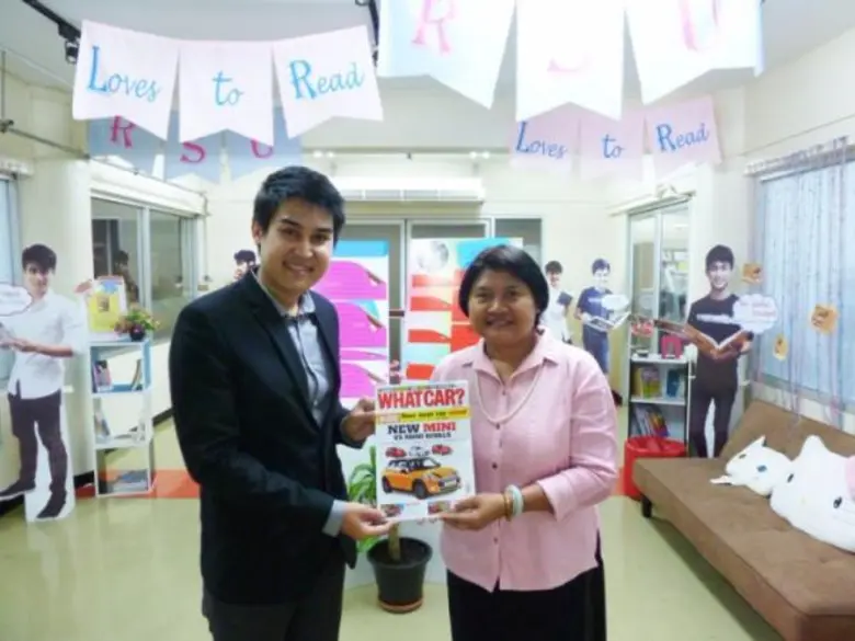 คุณประกาศิต ปริญญาชัยศักดิ์ ประธานกรรมการบริหาร บริ...