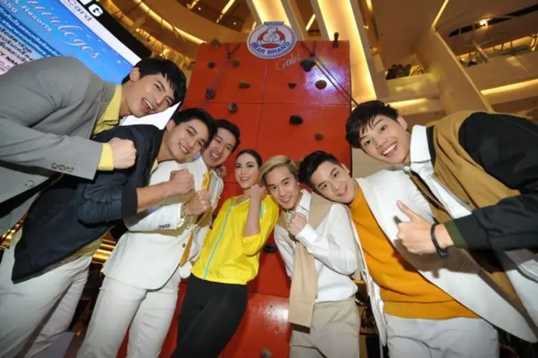 “แมท – ภีรนีย์” ชวน 6 หนุ่มหล่อพิสูจน์ความฟิต โชว์สตรอง ประเดิมพรีเซนเตอร์ นมตราหมีโกลด์