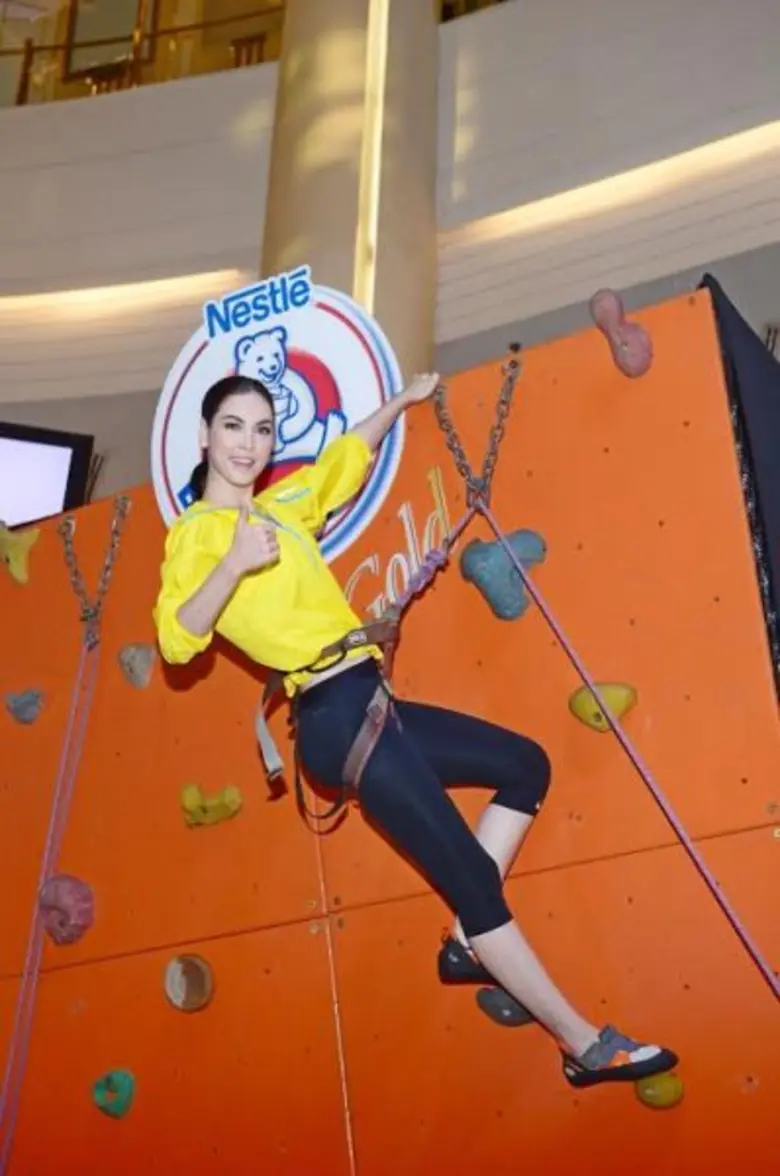 “แมท – ภีรนีย์” ชวน 6 หนุ่มหล่อพิสูจน์ความฟิต โชว์สตรอง ประเดิมพรีเซนเตอร์ นมตราหมีโกลด์