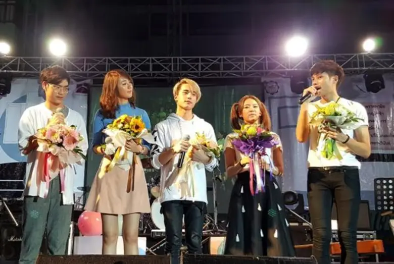 สมาคมศิษย์เก่าสาธิตปทุมวัน โดย ปิยวัฒน์ ส...