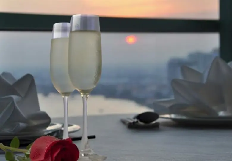 เทศกาลวาเลนไทน์ ขอเชิญท่านมอบความประทับใจ...