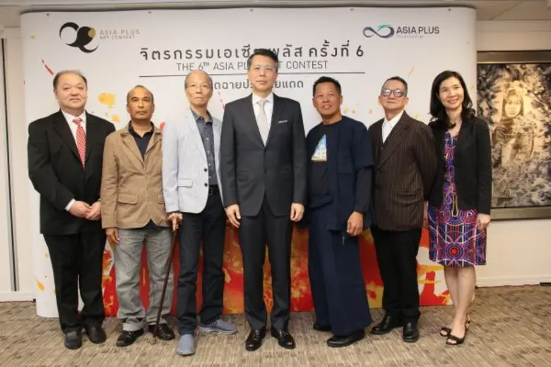 ดร.ก้องเกียรติ โอภาสวงการ ประธานกรรมการบร...