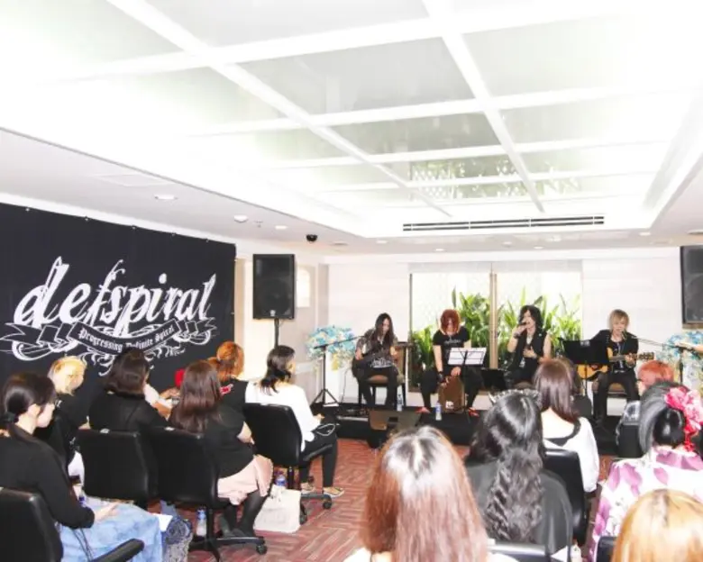 'defspiral' (เดฟสไปรัล) สุดยอดเจร็อคฝีมือ...