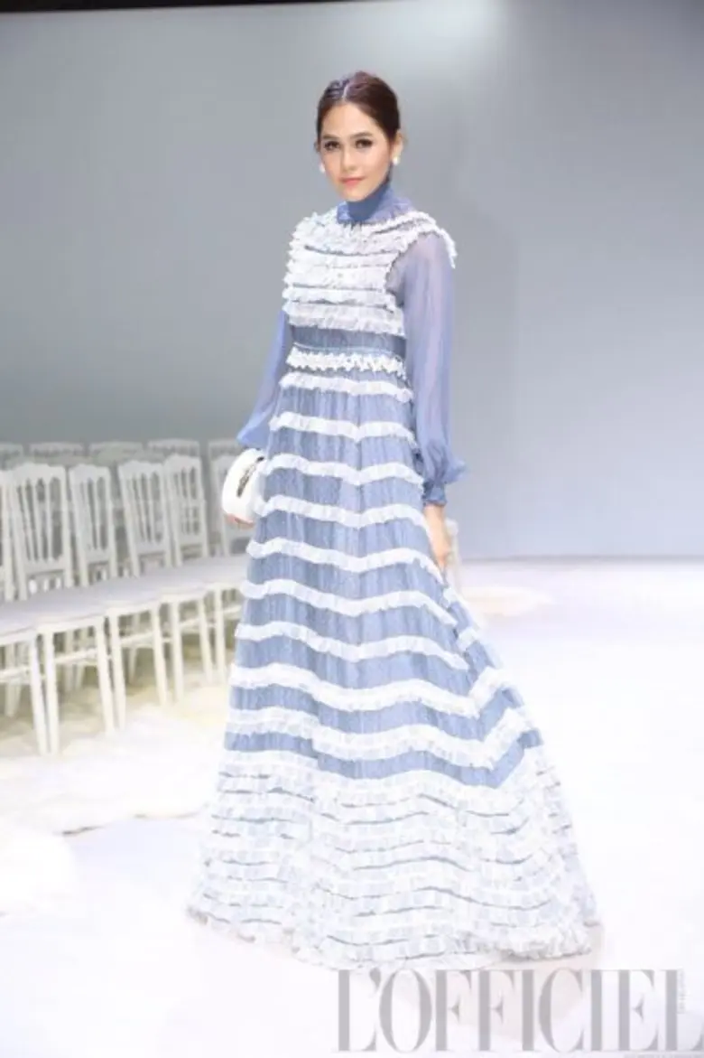 เปิดประสบการณ์แฟชั่นสุดเอ็กซ์คลูซีฟอีกครั้งของ “ชมพู่-อารยา”