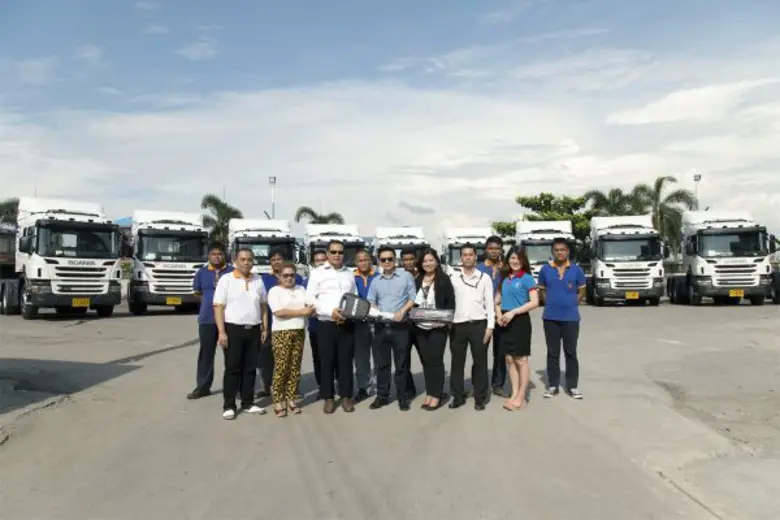 นายจักษ์กฤต ปฏิเวชธรรม ผู้จัดการแผนกบริกา...