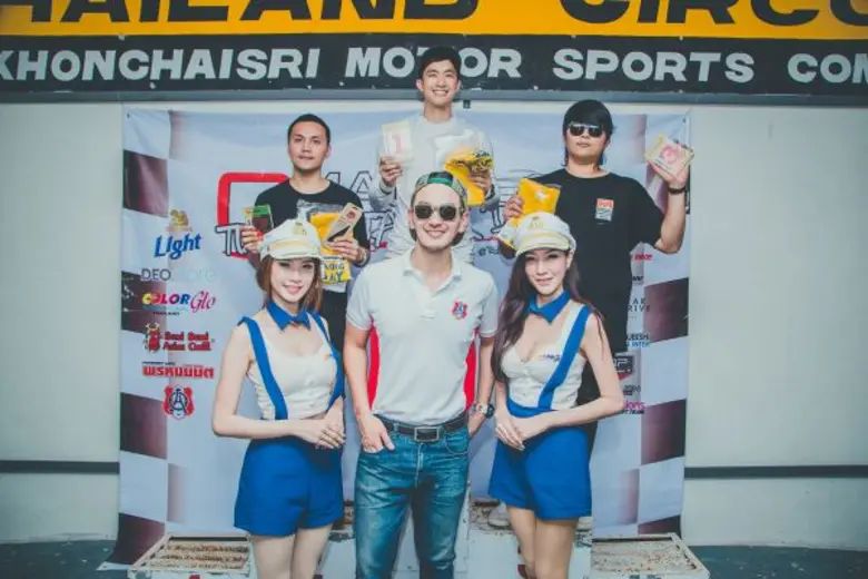 หลังสละโสดได้ไม่ทันไร ก็ทนเสียงเรียกร้องจ...