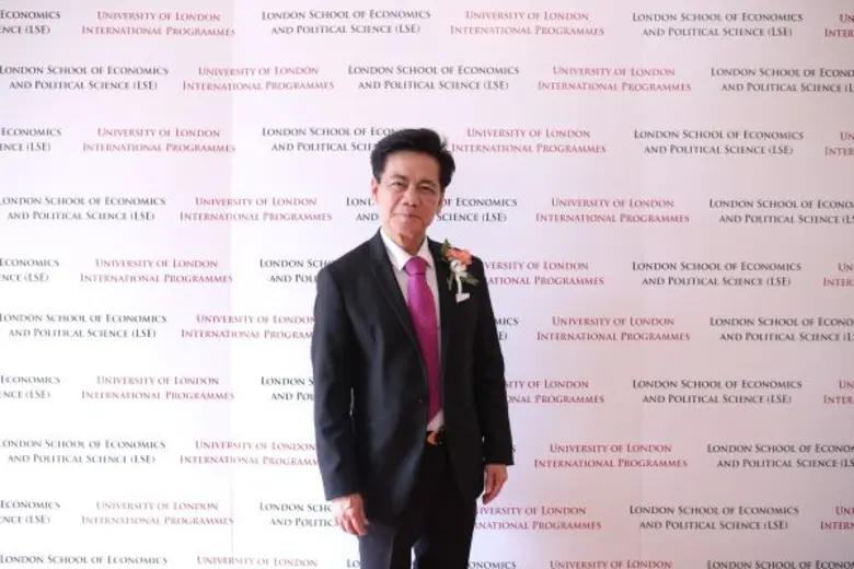 จะมีการสอนและติววิชาต่างๆในหลักสูตรของมหา...