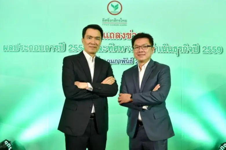 นายทวี ธีระสุนทรวงศ์ (ขวา) ประธานกรรมการบ...