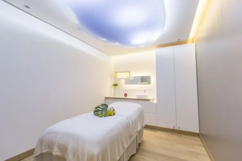 Touch. Science. Senses. ศาสตร์แห่งการสัมผัส. นวัตกรรมล้ำสมัย. ความผ่อนคลายที่เลอค่า