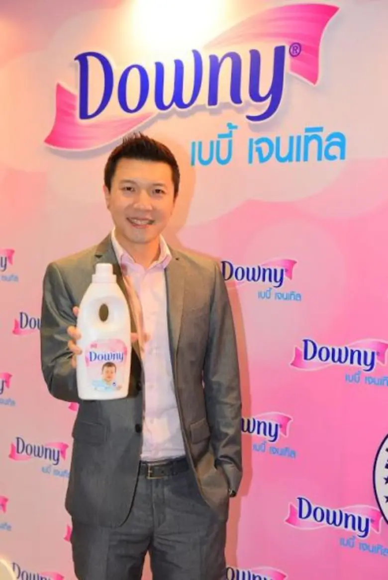 นายวรศิษย์ ตุรงค์สมบูรณ์ ผู้จัดการฝ่ายประ...